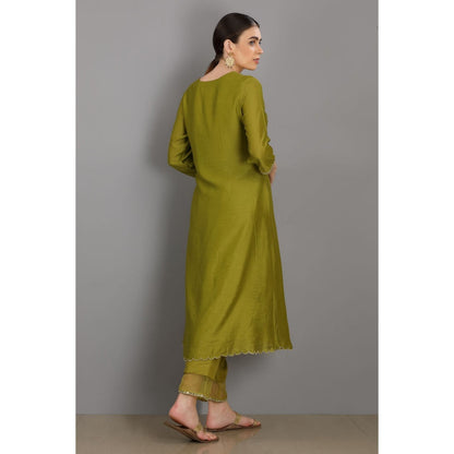 Asaga Danish Mehendi Embroidered Chanderi Silk Kurta with Pants and Organza Dupatta (Set of 3)