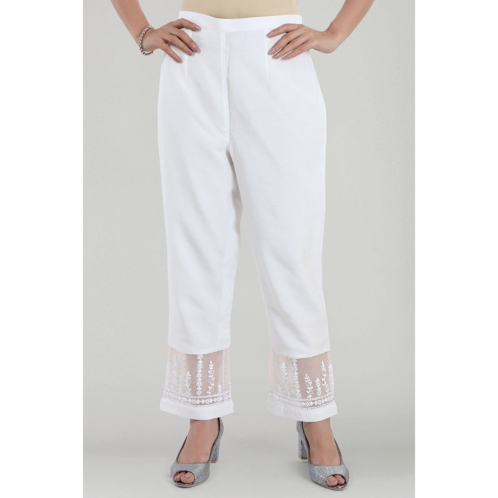 Asaga Shabnam White Dori Embroidered Chanderi Kurta with Pants and Dupatta (Set of 3)