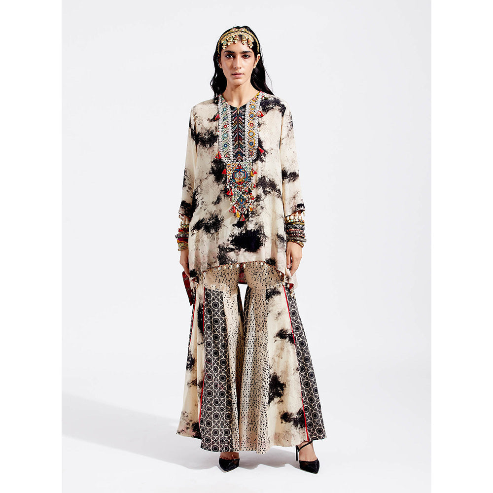 Aseem Kapoor Beige Mitra Kurta With Sharara (Set of 2)