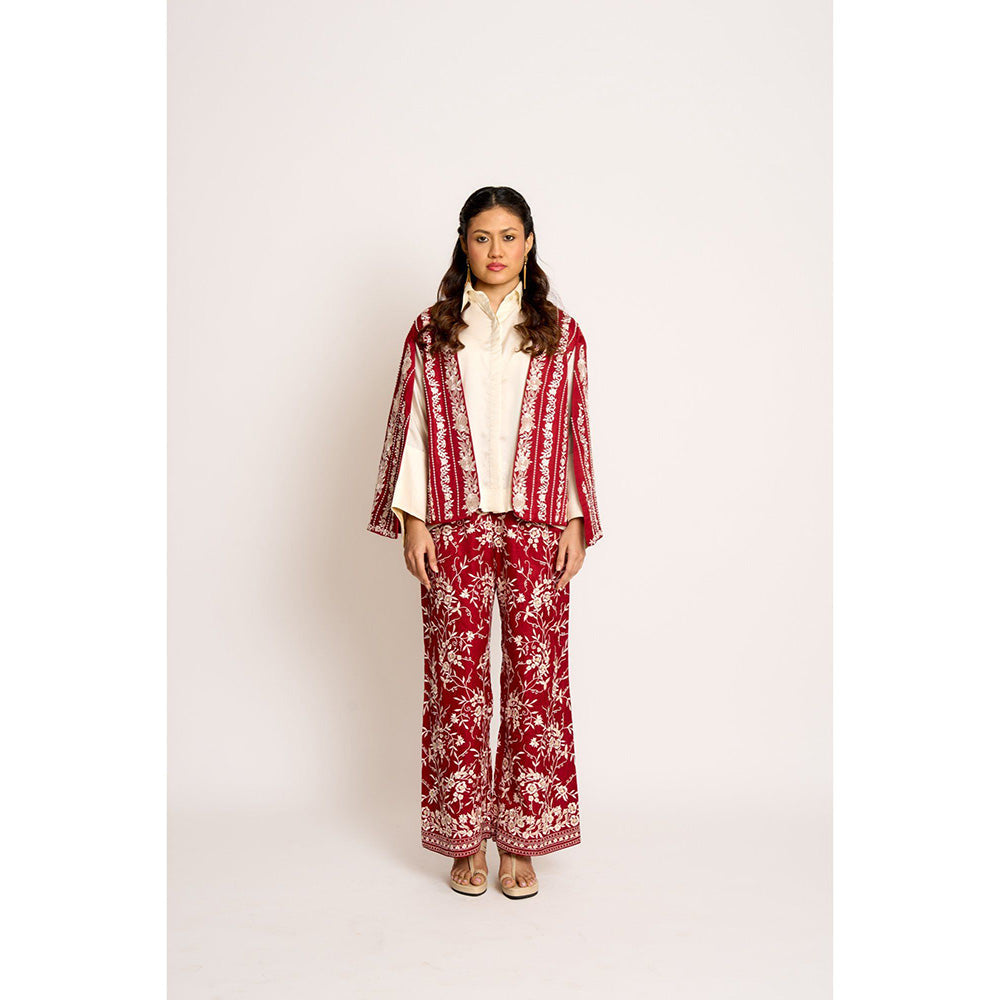 ASHTAR Cherry Red Giro Cape