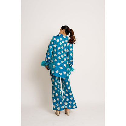 ASHTAR Blue Shehnaaz Twin Co-ord (Set of 2)
