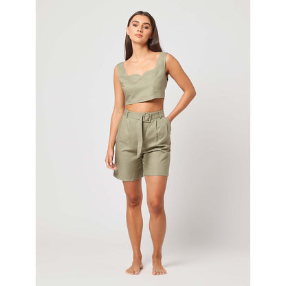 ASHITA FERNANDES Women Green Linen Blend Shorts with Belt