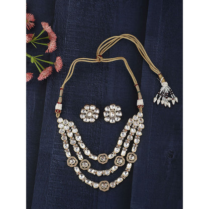 Auraa Trends 22KT Gold Plated Kundan Classic Necklace Set
