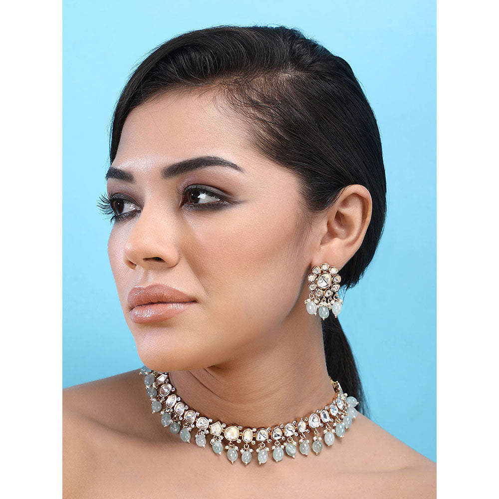 Auraa Trends 22KT Gold Plated Kundan Classic Necklace Set