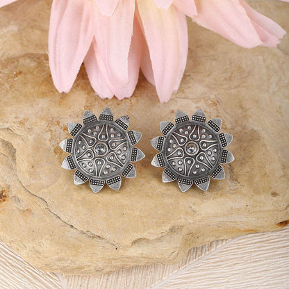 Auraa Trends Classic Oxidised Grey Stud Earrings For women