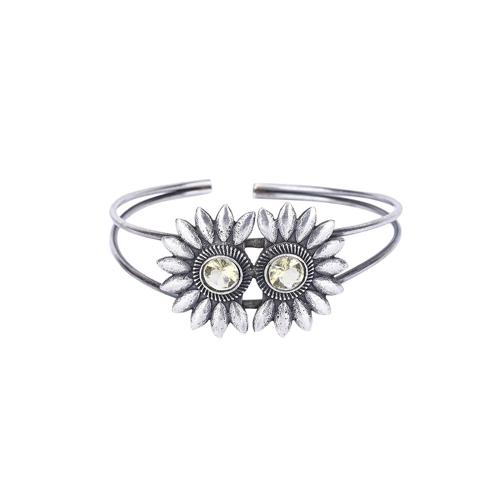 Auraa Trends Classic Oxidised Yellow Stone Bracelet For women