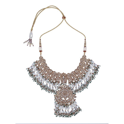 Auraa Trends 22KT Gold Plated Kundan Classic White and Green Necklace Set for women