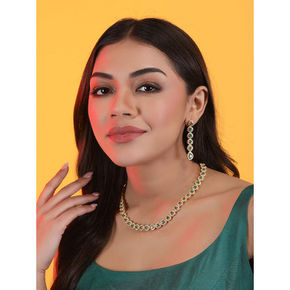 Auraa Trends 22Kt Gold Plated Kundan Classic Green Jewellery Set For Women And Girls