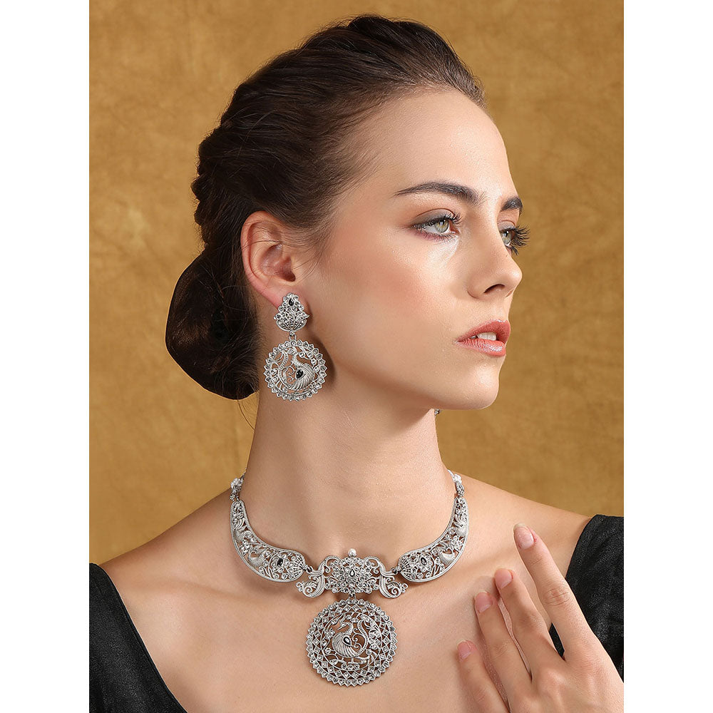 Auraa Trends Silver Plated Stone Studded Jewellery Set