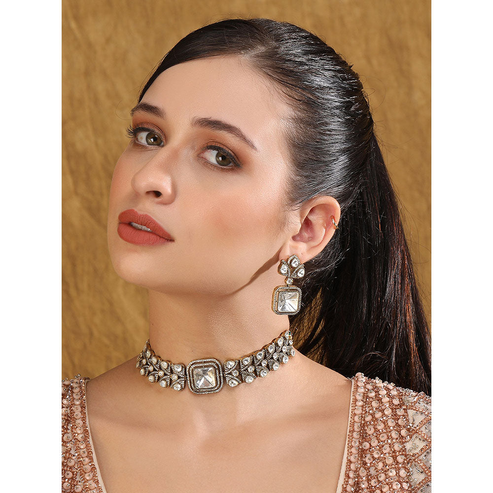 Auraa Trends White Stones Exquisite Necklace and Earrings
