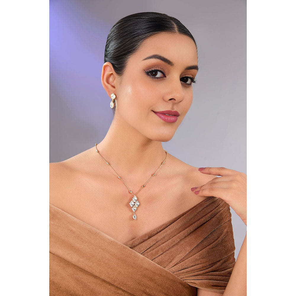 Auraa Trends White Gold Finish Pearl Pendant Necklace & Earrings Set