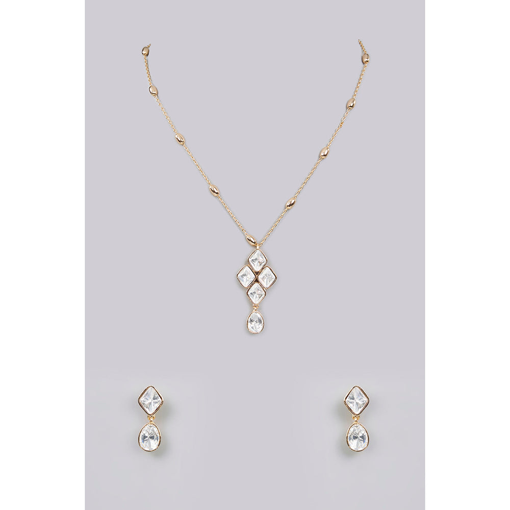 Auraa Trends White Gold Finish Pearl Pendant Necklace & Earrings Set