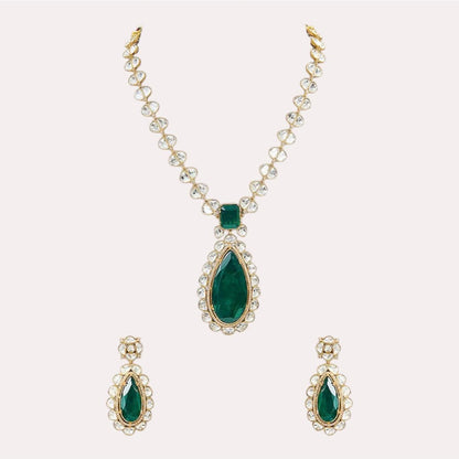 Auraa Trends Gold-Plated Emerald Green Stone Studded Necklace Set