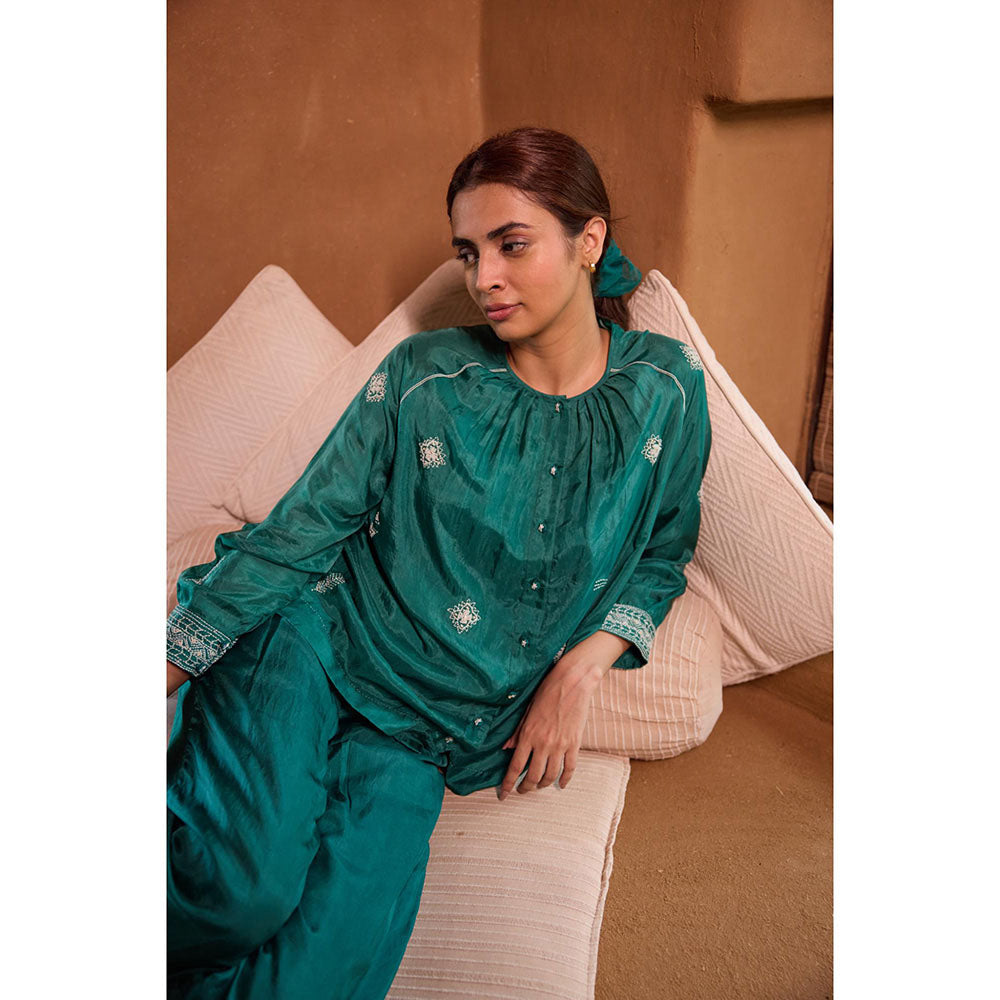 AYAKA Dale Green Front Open Top