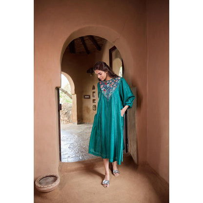 AYAKA Julian Green Embroidered Panel Dress (Set of 2)