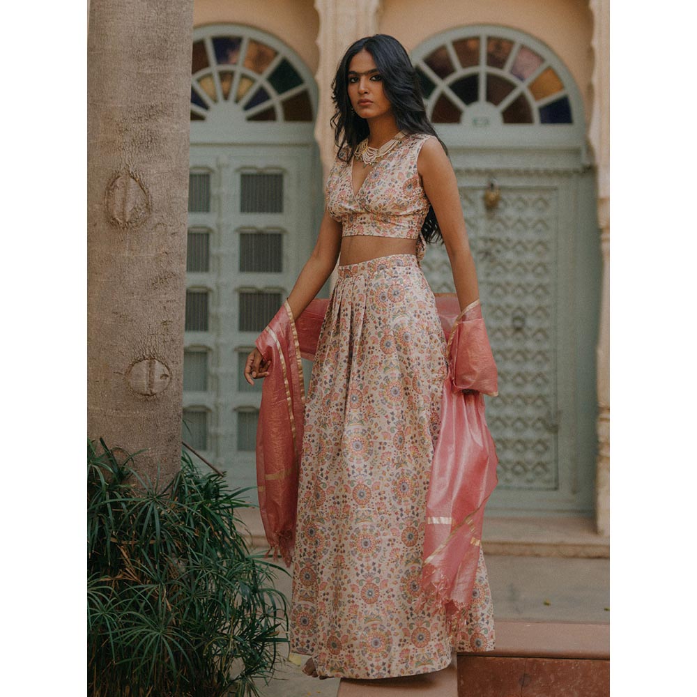 Baaro Masi Cream Embroidered Lehnga with Organza Dupatta (Set of 3)