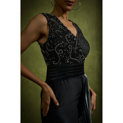 BABITA M Black Ombre Pleated Drape Gown