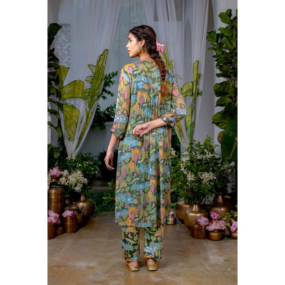 Baise Gaba Arthy Green Kurta with Pant (Set of 2)