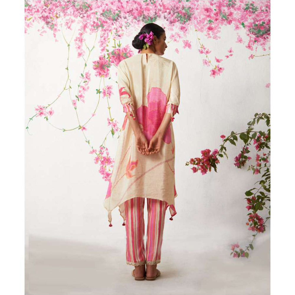 Basil Leaf Off White Kurta with Pant (Set of 2)