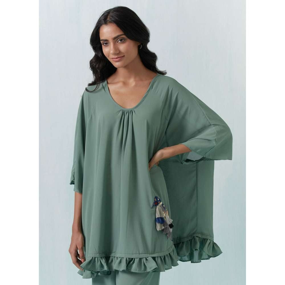 Basanti Kapde aur Koffee Green Moss Crepe Co-Ords (Set of 2)