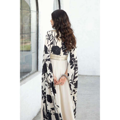 Basanti Kapde aur Koffee Black and White Jumpsuit