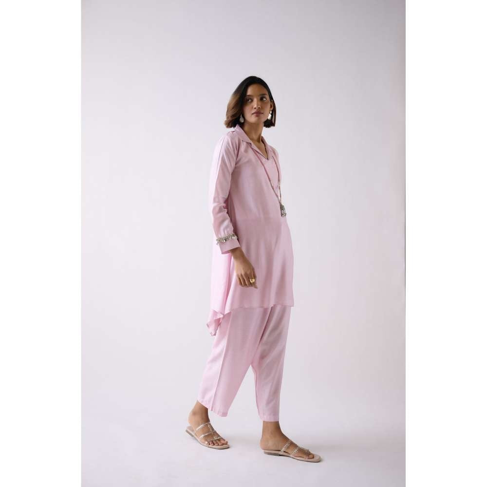 Basanti Kapde aur Koffee Pink Cotton Silk Co-Ord With Mala (Set of 3)