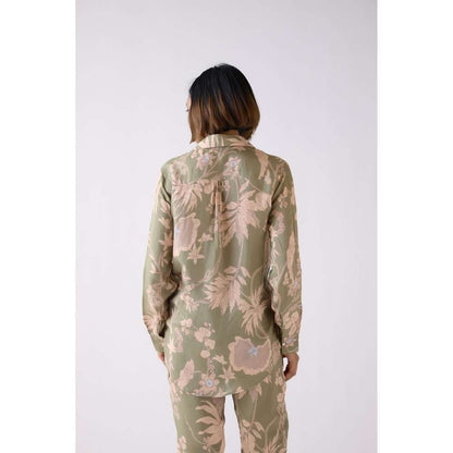 Basanti Kapde aur Koffee Green Muslin Floral Printed Shirt