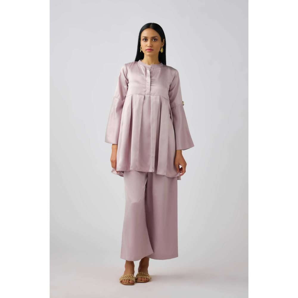 Basanti Kapde aur Koffee Lavender Satin Solid Co-Ord (Set of 2)