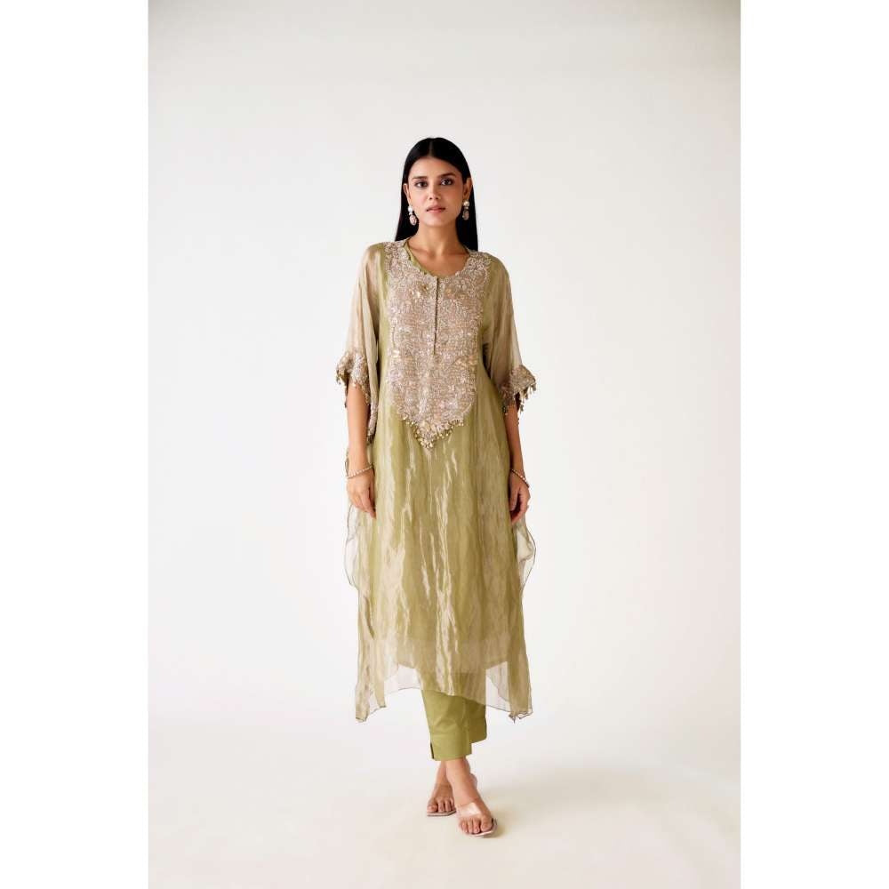 Basanti Kapde aur Koffee Green Tissue Embroidered Kaftan and Pant (Set of 2)