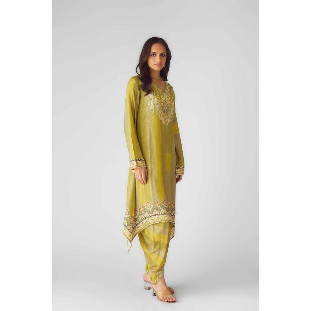Basanti Kapde aur Koffee Womens Printed Green Kurta with Dhoti Pant (Set of 2)