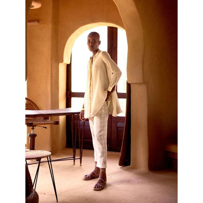 Basanti Kapde aur Koffee Ivory Earthen Grace Cotton Shirt