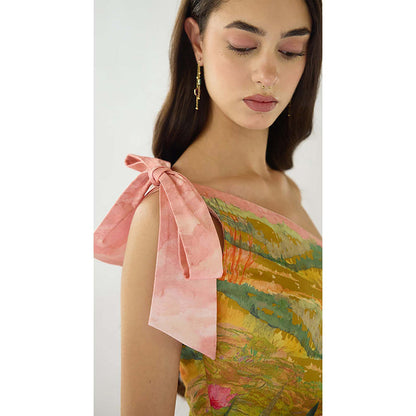 Basanti Kapde aur Koffee Blush Meadow Muslin Maxi Dress