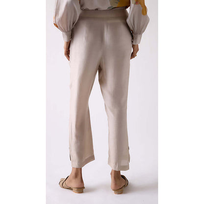 Basanti Kapde aur Koffee Women Grey Straight-Fit Trouser