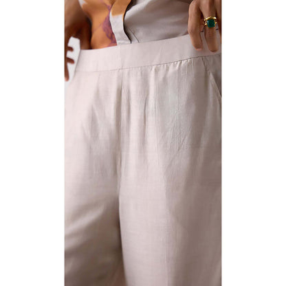 Basanti Kapde aur Koffee Women Grey Straight-Fit Trouser
