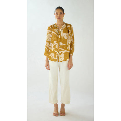 Basanti Kapde aur Koffee Mustard Flora Muse Muslin Shirt