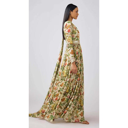Basanti Kapde aur Koffee Off White Chinon Embroidered Gown