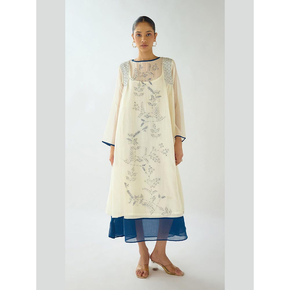Basanti Kapde aur Koffee Ivory Echo Muslin Dress
