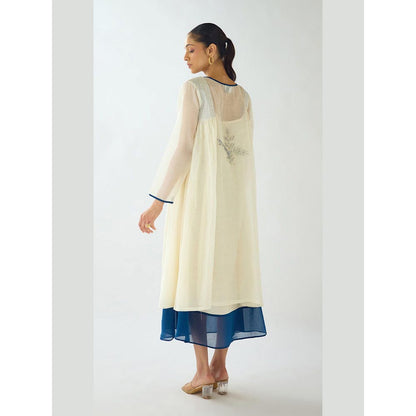 Basanti Kapde aur Koffee Ivory Echo Muslin Dress