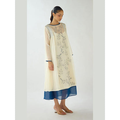 Basanti Kapde aur Koffee Ivory Echo Muslin Dress