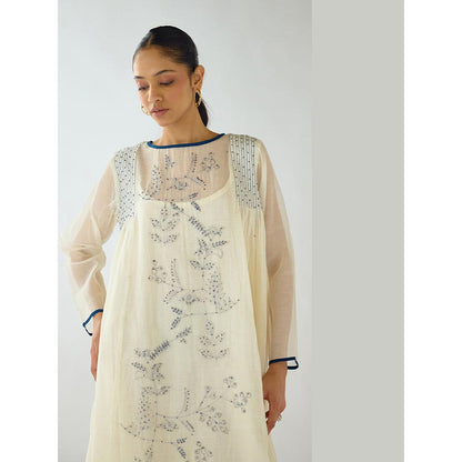 Basanti Kapde aur Koffee Ivory Echo Muslin Dress