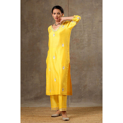 Bbaawri Yellow Color Hand Embroidered Chanderi Silk Kurta with Pant & Dupatta (Set of 3)