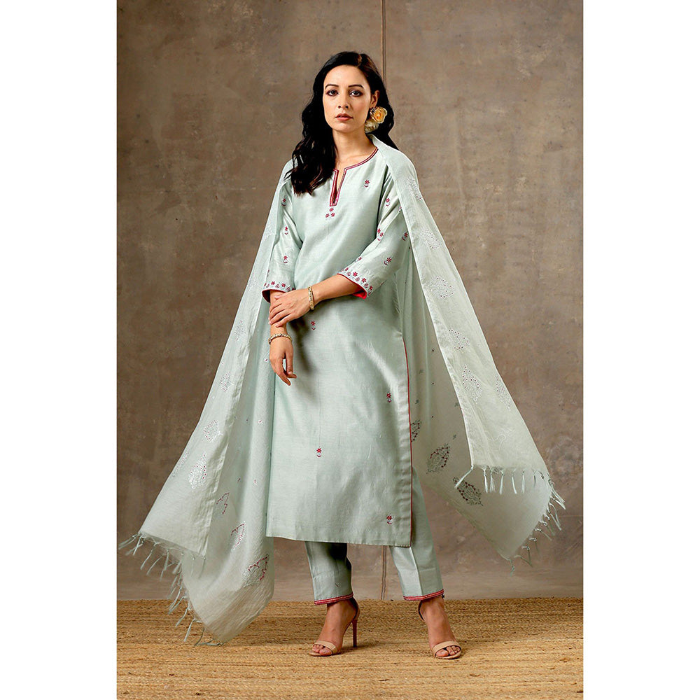 Bbaawri Sage Green Pink Hand Embroidered Chanderi Silk Kurta with Pant & Dupatta (Set of 3)