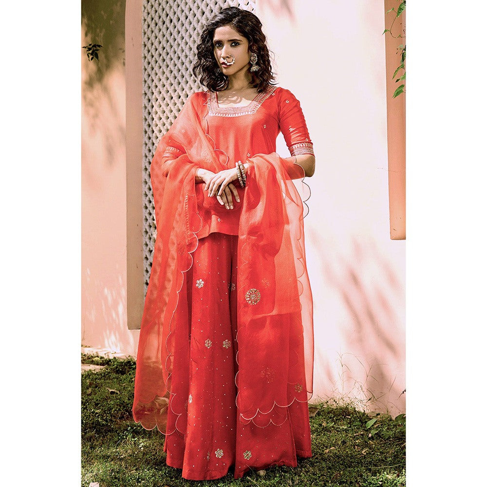 Bbaawri Red Embroidered Gota Patti & Nakkshi Top with Sharara & Dupatta (Set of 3)
