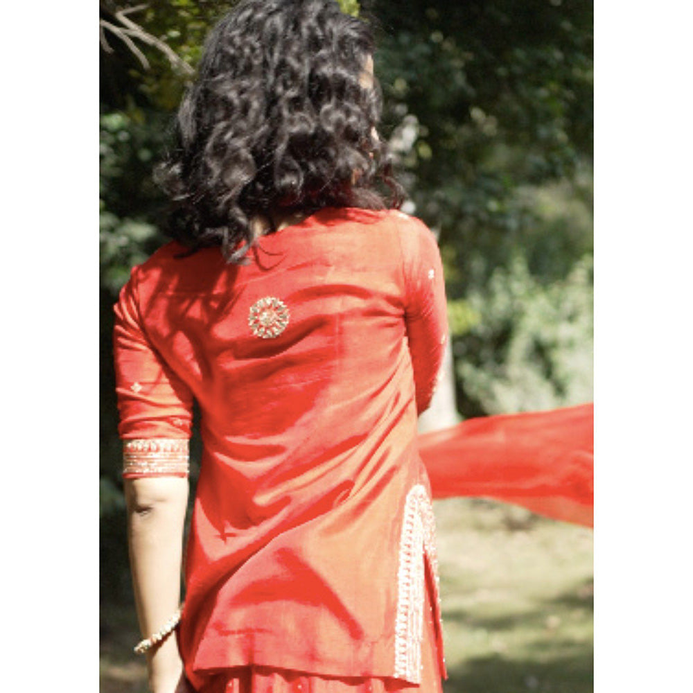 Bbaawri Red Embroidered Gota Patti & Nakkshi Top with Sharara & Dupatta (Set of 3)