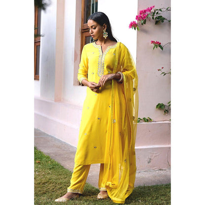 Bbaawri Yellow Georgette Gota Patti Kurta with Pant & Dupatta (Set of 3)