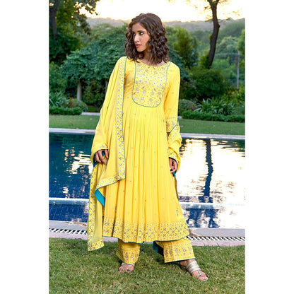 Bbaawri Yellow Georgette Kali Gota Patti Hand Embroidery Kurta with Pant & Dupatta (Set of 3)