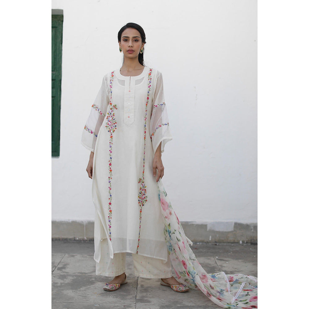 Begum Pret Shikaara Ivory Kurta (Set of 4)