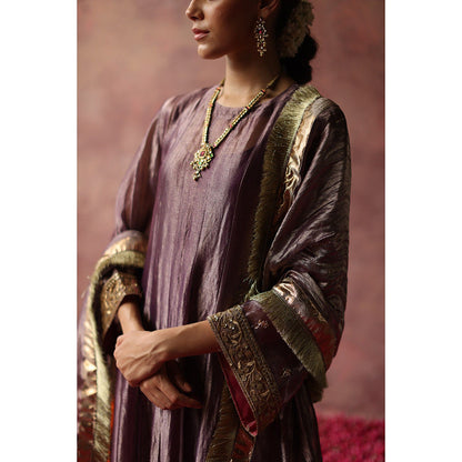 Begum Pret Zaahra Purple Kurta (Set of 4)