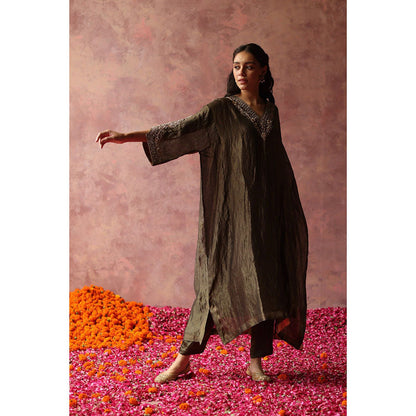 Begum Pret Heer Olive Phiran Kurta (Set of 3)