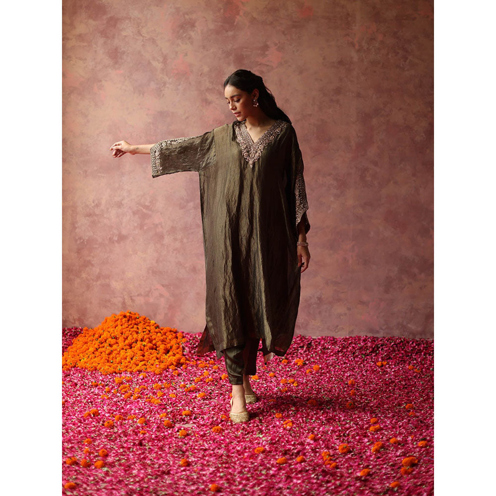 Begum Pret Heer Olive Phiran Kurta (Set of 3)